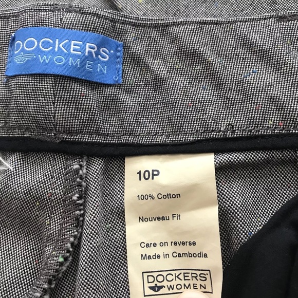 Dockers Cuffed Dress Pants Nouveau Fit Size 10P - Picture 3 of 9